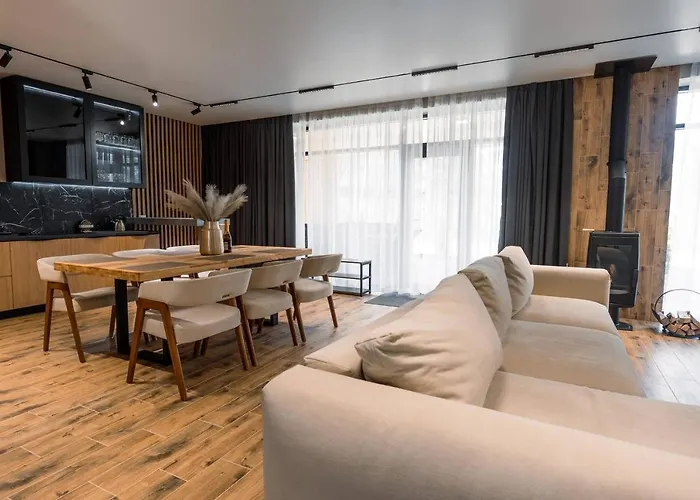 Goldhill 10 Yaremche